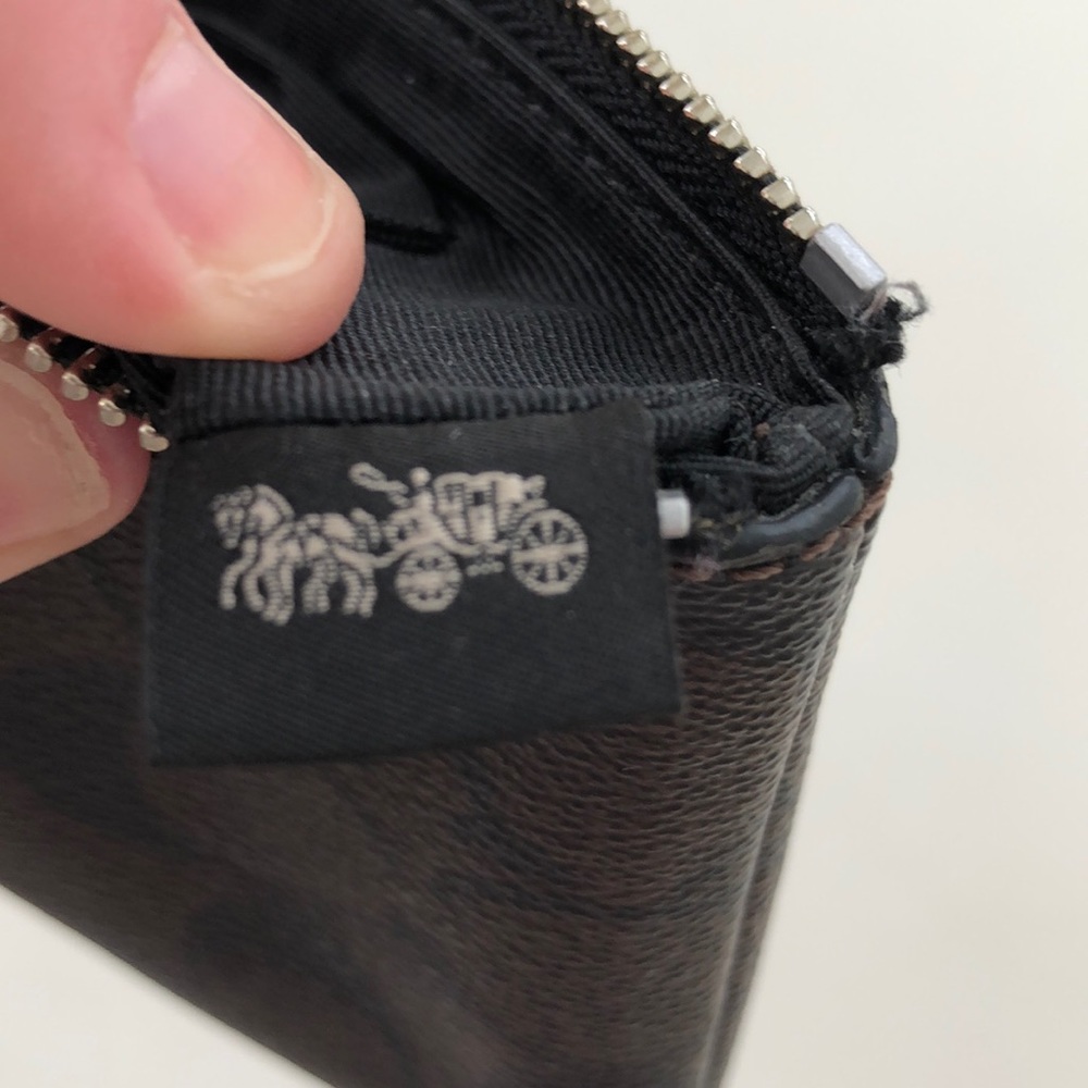 Coach Wristlet Dark Brown Signature Gold Front - Picture 5 of 10